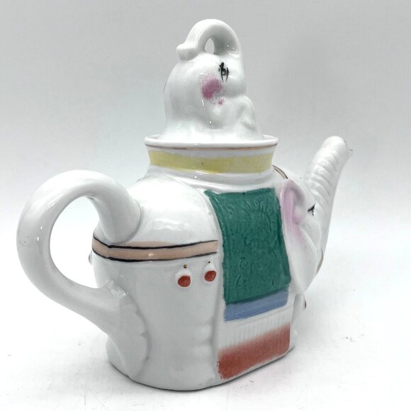 Vintage Elephant Porcelain Ceramic Teapot And Baby Elephant Calf Lid Gold Accent - Picture 8 of 16